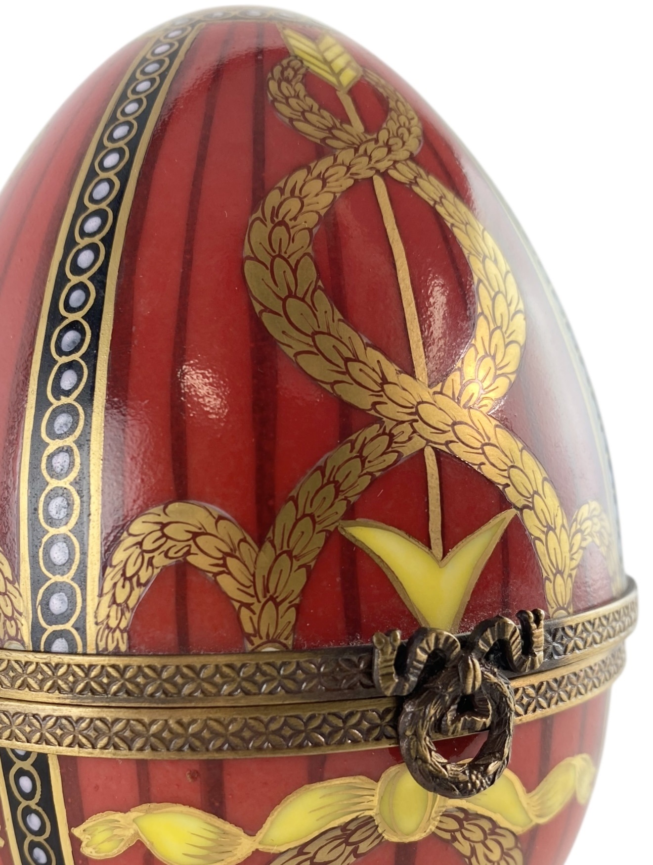 ANTIQUE, COLLECTABLE & DECORATIVE OBJECTS - BATH - TIMED