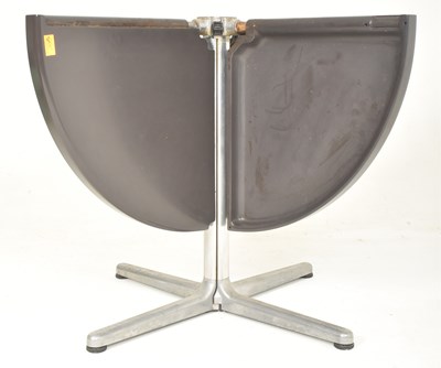Lot 479 - GIANCARLO PIRETTI FOR CASTELLI, ITALY - PLANO - 1970S PLASTIC & METAL TABLE