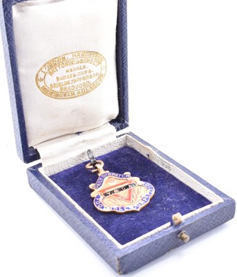 Lot 277 - CASED 1930S 9CT GOLD DAILY DISPATCH FOOTBALL MEDAL BADGE