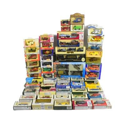 Lot 176 - DIECAST - COLLECTION OF ASSORTED DIECAST MODELS