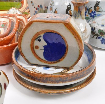 Lot 26 - LARGE COLLECTION OF MEXICAN CERAMICS