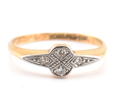 Lot 42 - ART DECO 18CT GOLD & PLATINUM DIAMOND RING