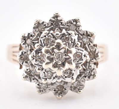 Lot 162 - HALLMARKED 9CT GOLD & DIAMOND CLUSTER RING