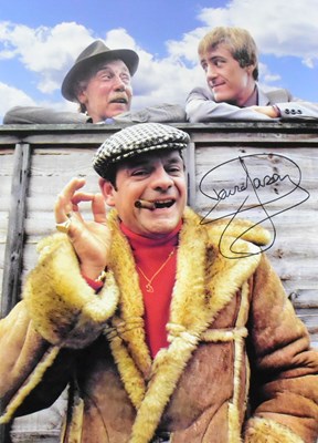 Lot 206 - ONLY FOOLS & HORSES - DAVID JASON SIGNED 16X12" PHOTOGRAPH