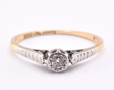 Lot 456 - 18CT GOLD & PLATINUM SINGLE STONE DIAMOND RING