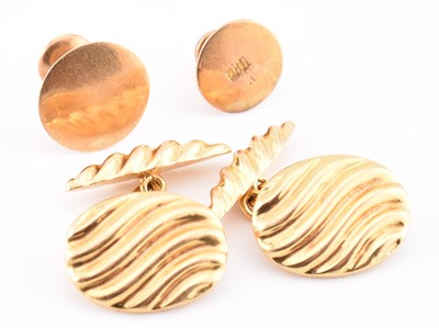 Lot 155 - 18CT GOLD CUFFLINKS & BUTTON STUDS