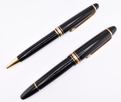 Lot 403 - MONT BLANC NO 146 18CT GOLD NIB FOUNTAIN PEN & ROLLER BALL PEN