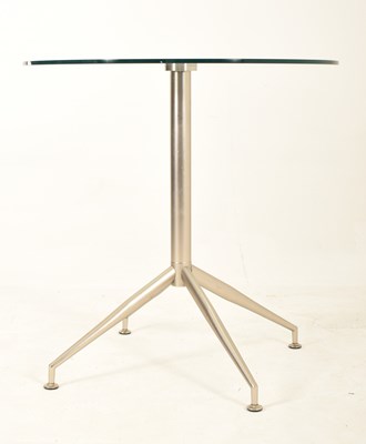 Lot 406 - THE CHAIR COMPANY - AMERICAN CONTEMPORARY GLASS COFFEE TABLE