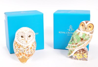 Lot 25 - ROYAL CROWN DERBY - WINTER OWL & WOODLAND OWL PAPERWEIGHTS