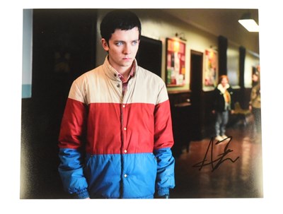 Lot 158 - SEX EDUCATION (NETFLIX) - ASA BUTTERFIELD - SIGNED 8X10" PHOTO - AFTAL