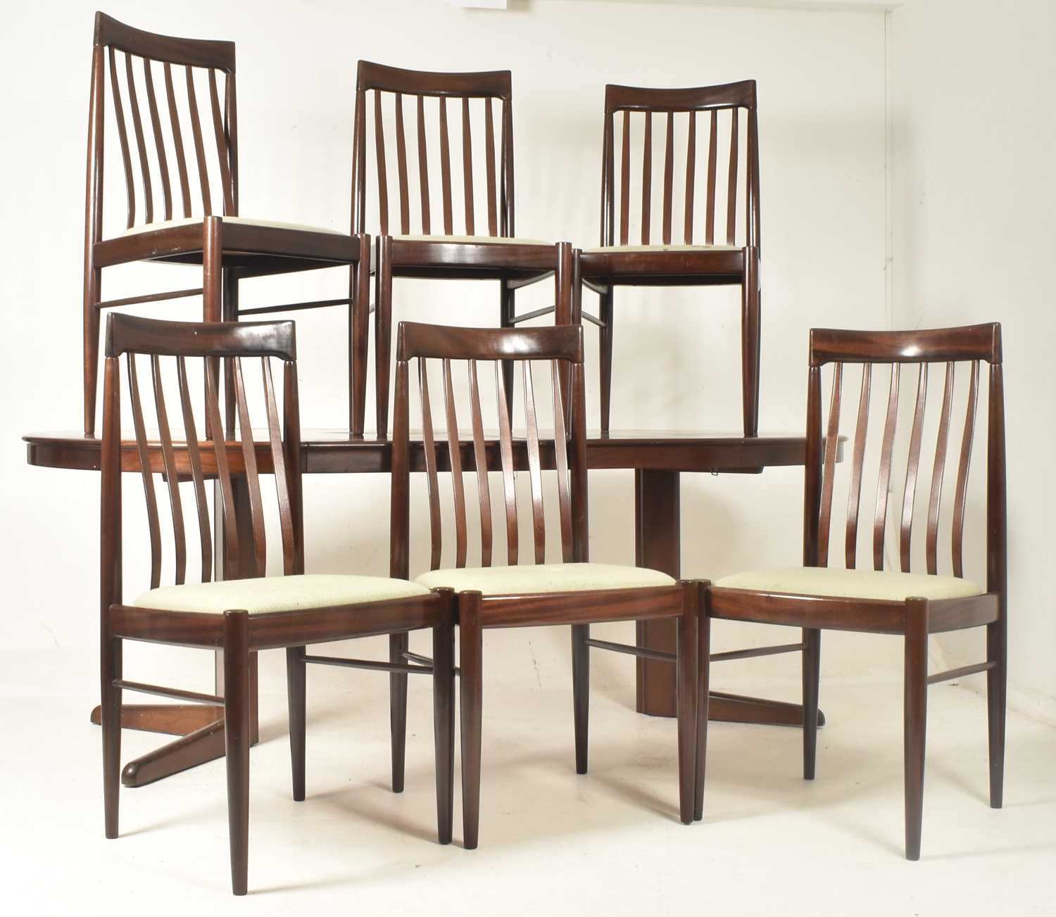 Lot 282 - BRAMIN - MID CENTURY DANISH DESIGN MAHOGANY DINING TABLE & CHAIRS