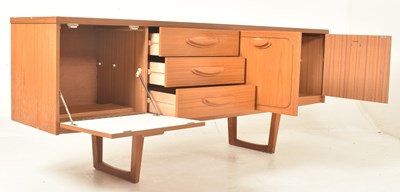 Lot 539 - STONEHILL FURNITURE - VINTAGE MID CENTURY TEAK VENEERED SIDEBOARD