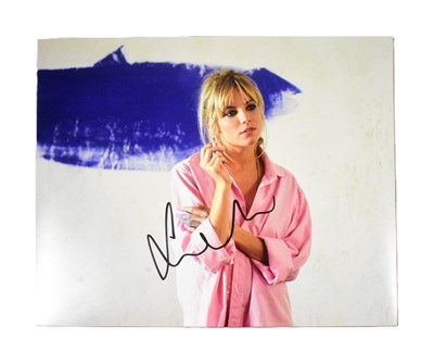 Lot 212 - SIENNA MILLER - ALFIE - SIGNED 8X10" COLOUR PHOTO - AFTAL