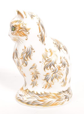Lot 33 - ROYAL CROWN DERBY - FIFI THE CAT PAPERWEIGHT
