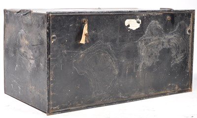 Lot 1012 - VINTAGE 20TH CENTURY BLACK LOCK SECURITY SAFE BOX / CHEST