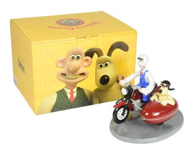 Lot 204 - WALLACE & GROMIT - COALPORT CHARACTERS - 'HOLD ON GROMIT'