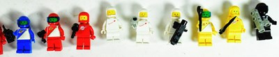 Lot 543 - LEGO - COLLECTION OF VINTAGE LEGO LAND SPACE SETS