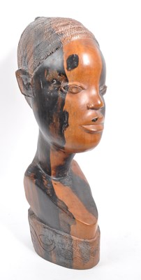 Lot 219 - VINTAGE 20TH CENTURY FEMALE AFRICAN HEAD BUST