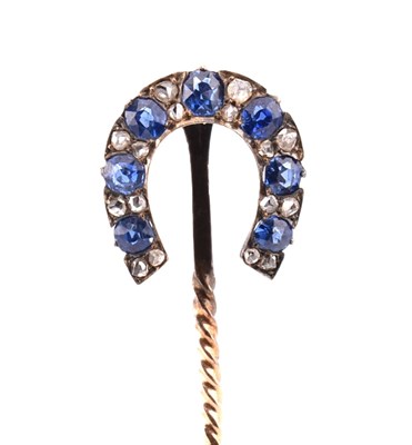 Lot 51 - 19TH CENTURY SAPPHIRE & DIAMOND HORSESHOE STICK PIN