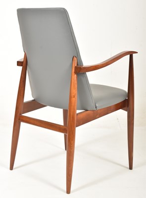 Lot 560 - PETER HAYWARD X VANSON - RETRO 20TH CENTURY LEATHER & TEAK OFFICE ELBOW CHAIR