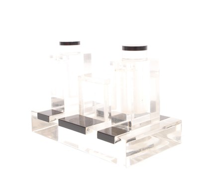 Lot 221 - 1920S - 1930S ART DECO PLASTIC ACRYLIC TABLE CRUET SET