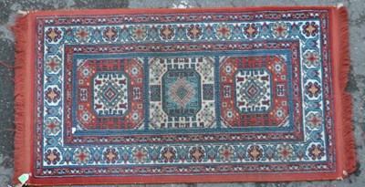 Lot 973 - 20TH CENTURY ANATLOIAN BUNYAN RUG