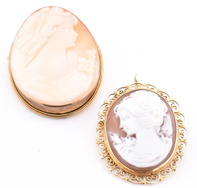 Lot 442 - HALLMARKED 9CT GOLD CAMEO BROOCH PIN & SILVER GILT OTHER