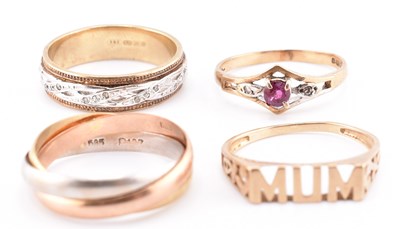 Lot 420 - THREE 9CT GOLD & GEM SET RINGS & 14CT RUSSIAN WEDDING BAND