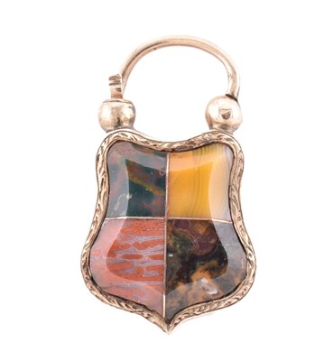 Lot 30A - SCOTTISH GOLD & AGATE SPECIMEN PADLOCK CLASP