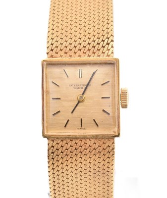 Lot 22 - HALLMARKED 18CT GOLD INTERNATIONAL WATCH COMPANY WRISTWATCH