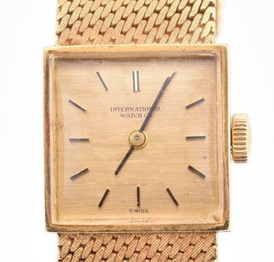 Lot 22 - HALLMARKED 18CT GOLD INTERNATIONAL WATCH COMPANY WRISTWATCH