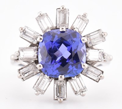 Lot 1 - 18CT WHITE GOLD TANZANITE & DIAMOND CLUSTER RING