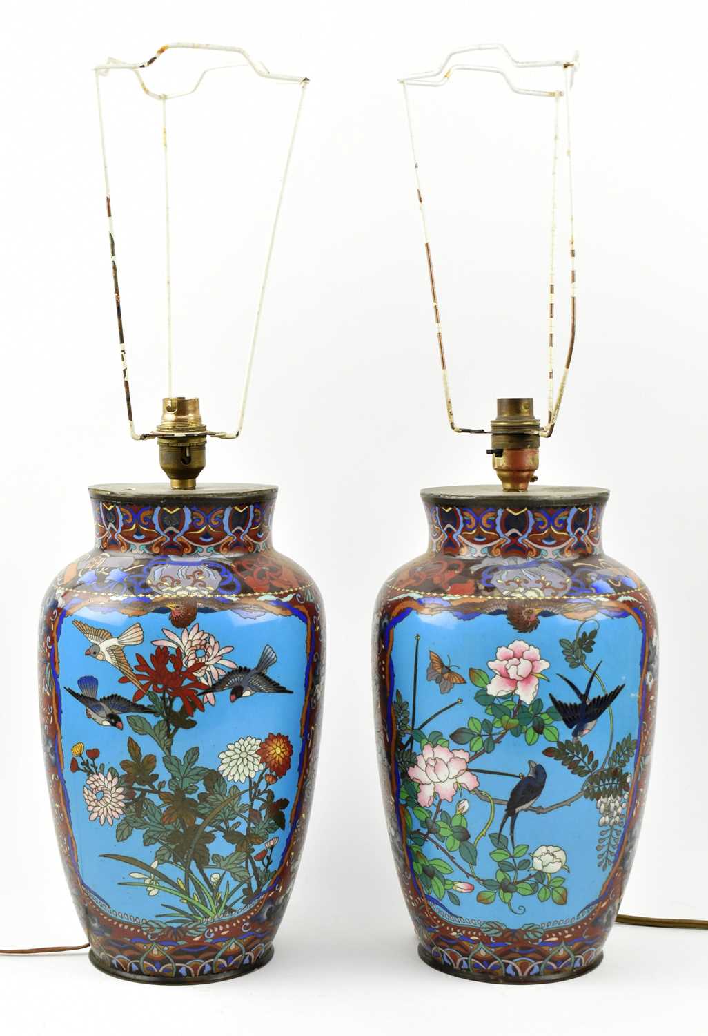 Lot 171 - PAIR OF 20TH CENTURY JAPANESE CLOISONNE VASE LAMP BASES 二十世纪日本珐琅灯座一对