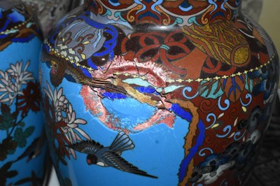 Lot 171 - PAIR OF 20TH CENTURY JAPANESE CLOISONNE VASE LAMP BASES 二十世纪日本珐琅灯座一对