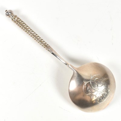 Lot 5 - CASED SILVER RUSSIAN LARGE ANOINTING SPOON