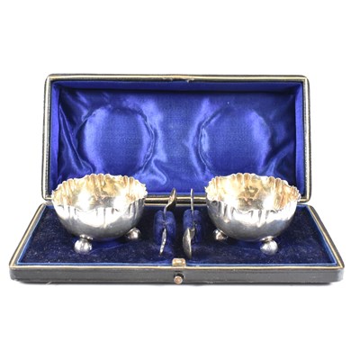 Lot 110 - CASED SILVER TABLE SALTS SET - 1893