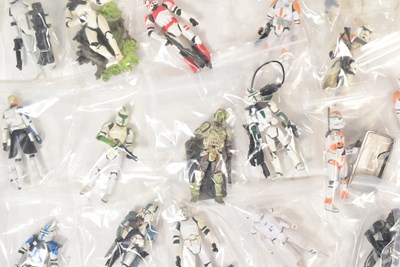 Lot 255 - STAR WARS - CLONE WARS / ATTACK OF THE CLONES - ACTION FIGURES
