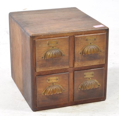 Lot 1030 - VINTAGE 1920S OAK ART DECO TABLETOP FILING CABINET