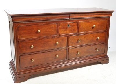 Lot 1023 - JOHN LEWIS, BRITISH - LATE 20TH CENTURY SIDEBOARD / CHEST OF DRAWERS