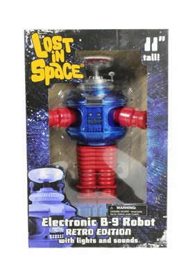 Lot 417 - LOST IN SPACE - VINTAGE ELECTRONIC B-9 ROBOT