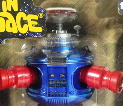 Lot 417 - LOST IN SPACE - VINTAGE ELECTRONIC B-9 ROBOT