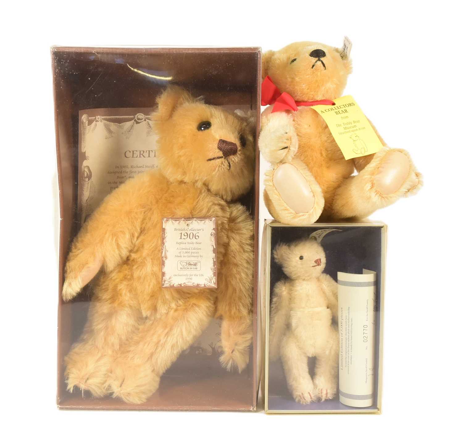 Lot 326 - TEDDY BEARS - COLLECTION OF STEIFF SOFT TOY TEDDY BEARS