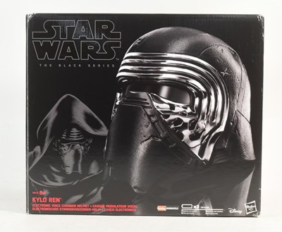 Lot 350 - STAR WARS - THE BLACK SERIES - KYLO REN VOICE CHANGER HELMET