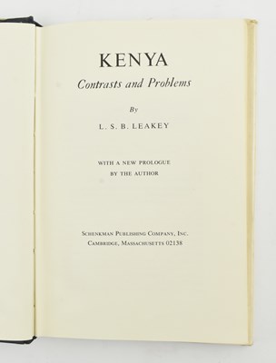 Lot 202 - AFRICA. COLLECTION OF VINTAGE 20TH CENTURY TRAVEL WORKS & COFFEE TABLE BOOKS