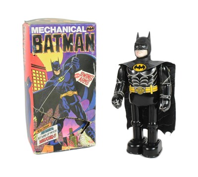 Lot 426 - TINPLATE TOYS - JAPANESE BILLIKEN BATMAN ROBOT