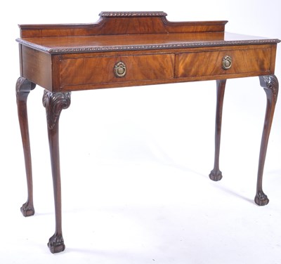 Lot 981 - MID CENTURY QUEEN ANNE REVIVAL WALNUT CONSOLE / HALL TABLE