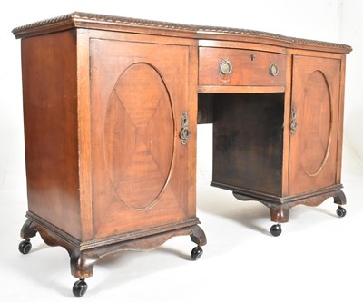 Lot 932 - 19TH CENTURY VICTORIAN MAHOGANY & LEATHER WRITING TABLE DESK