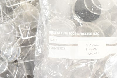 Lot 324 - STAR WARS - ACTION FIGURE DISPLAY BASES