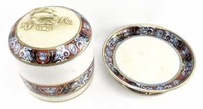 Lot 14 - VICTORIAN STONEWARE CERAMIC LIDDED CHEESE DOME WITH NEOCLASSICAL DESIGN