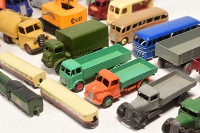 Lot 73 - DIECAST - COLLECTION OF VINTAGE DINKY TOYS DIECAST MODELS